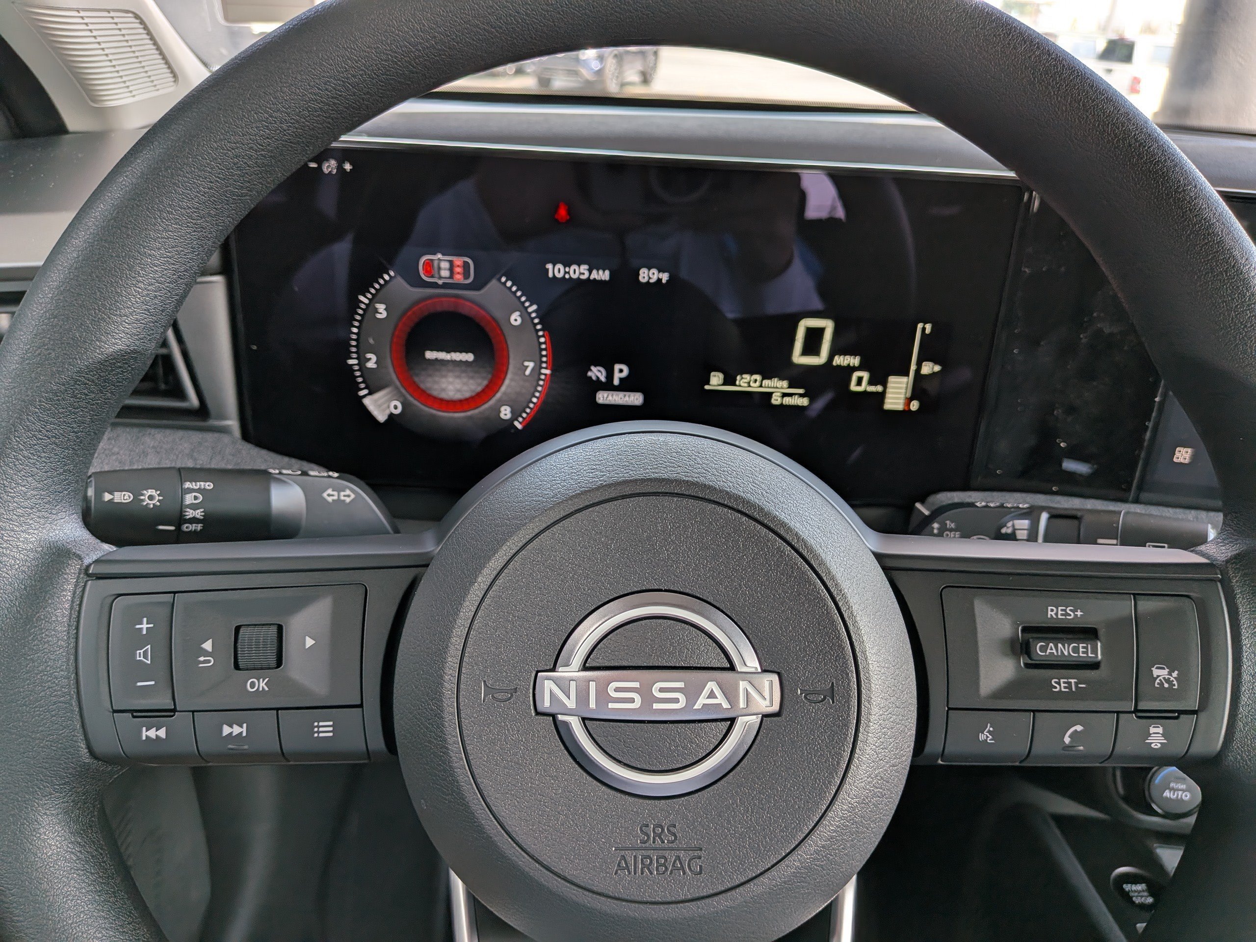 New 2026 Aspen White TriCoat / Super Black Two-tone Nissan SV image 25