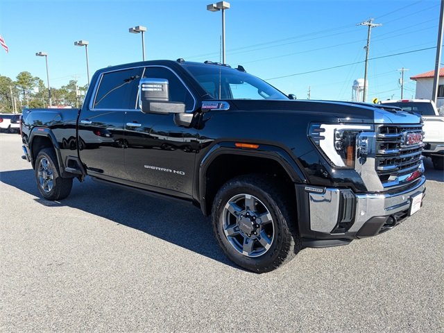 2025 Gmc Sierra HD SLT photo 2