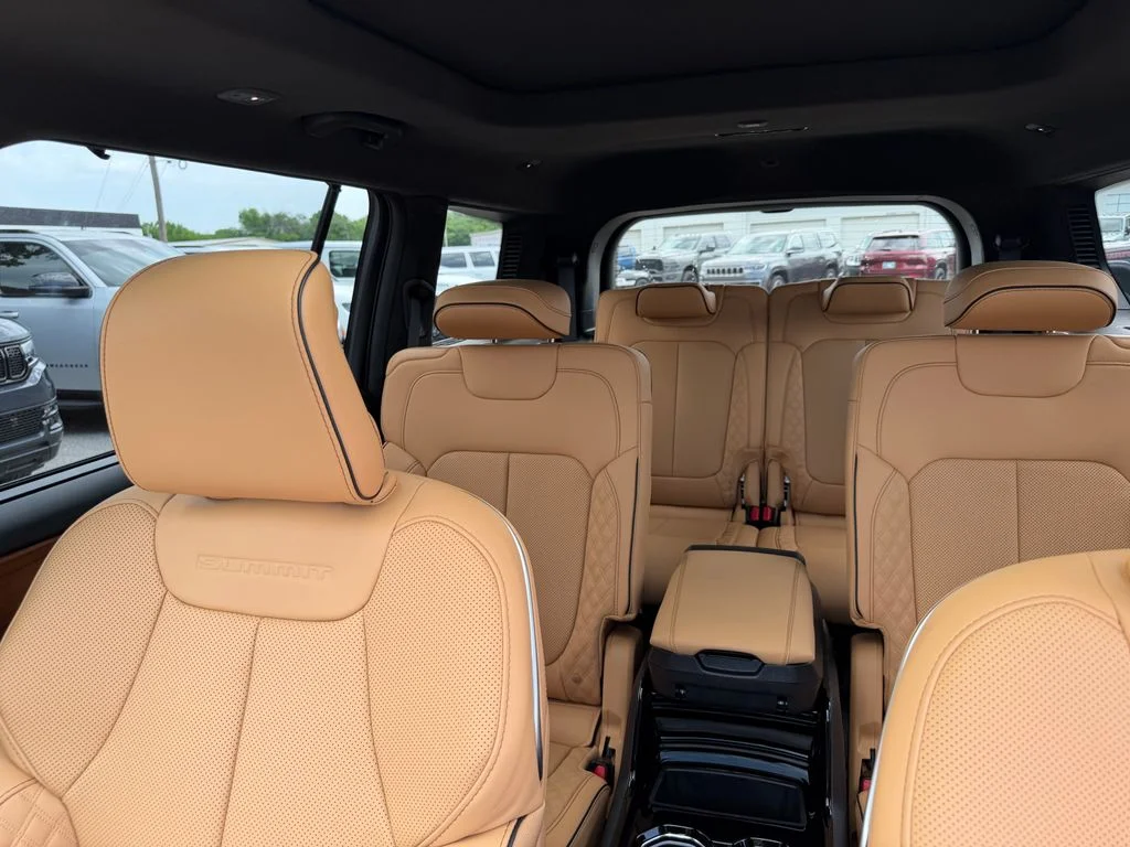 New 2026 Red Jeep Summit image 33