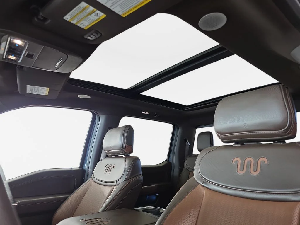 Used 2023 Azure Gray Metallic Ford King Ranch image 27