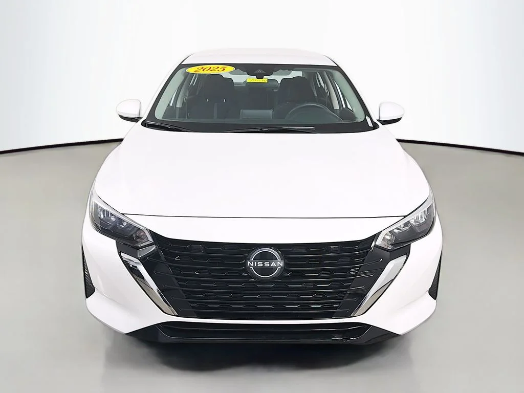 Used 2025 Aspen White Tricoat Nissan SV image 2
