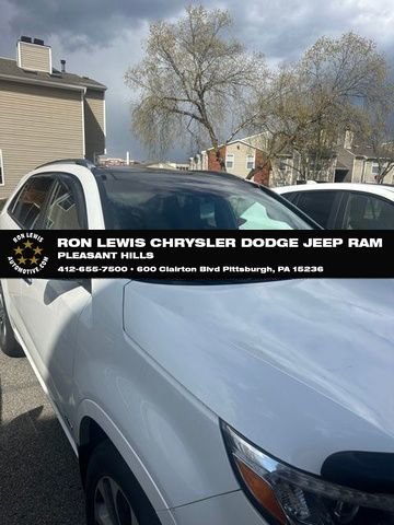 Pre-Owned 2014 Kia Sorento SX