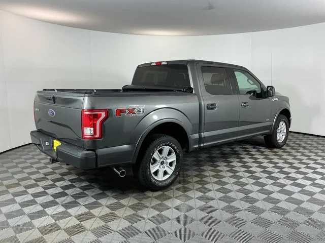 Used 2016 Gray Ford  image 4