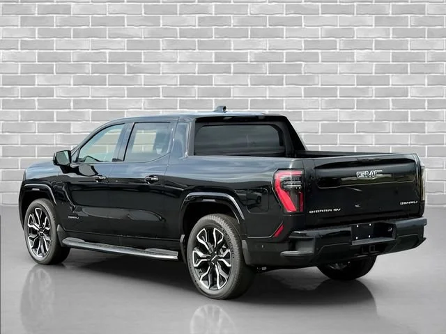 2025 GMC Sierra EV Denali - Photo 10