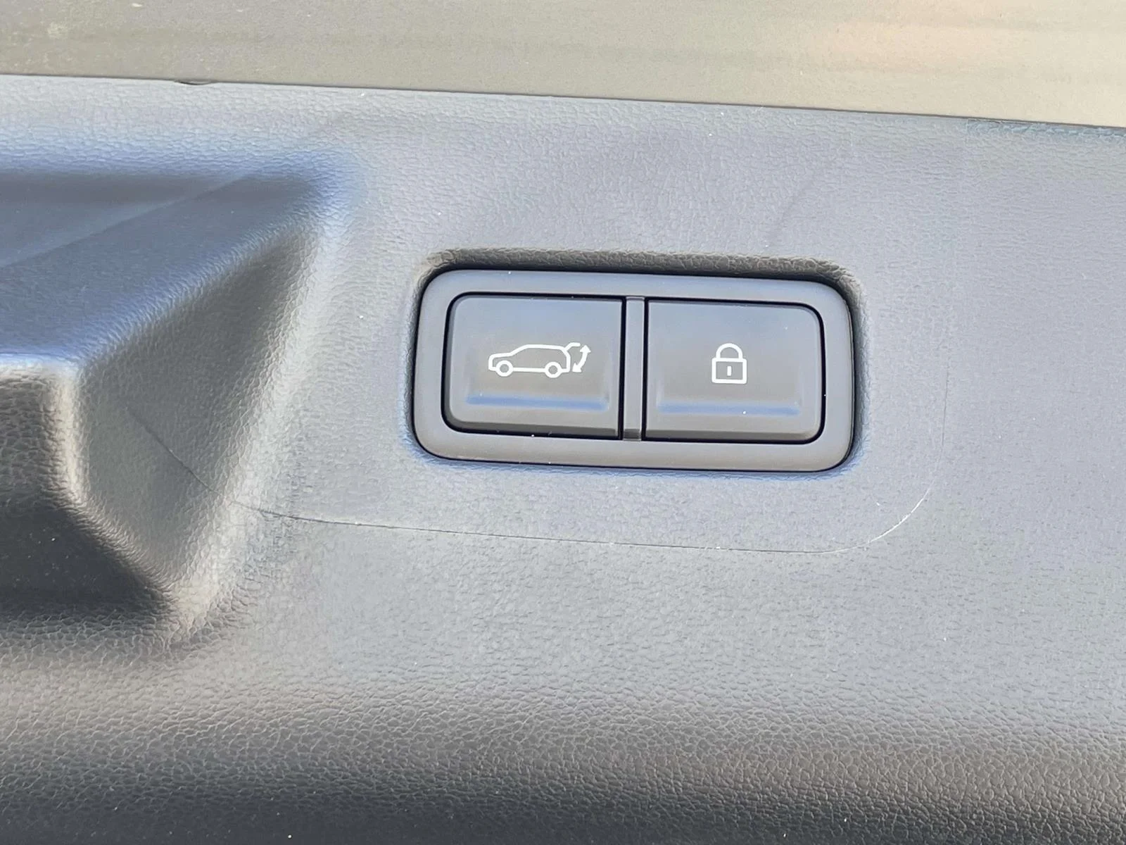 Used 2026 Hampton Gray Hyundai SE image 32