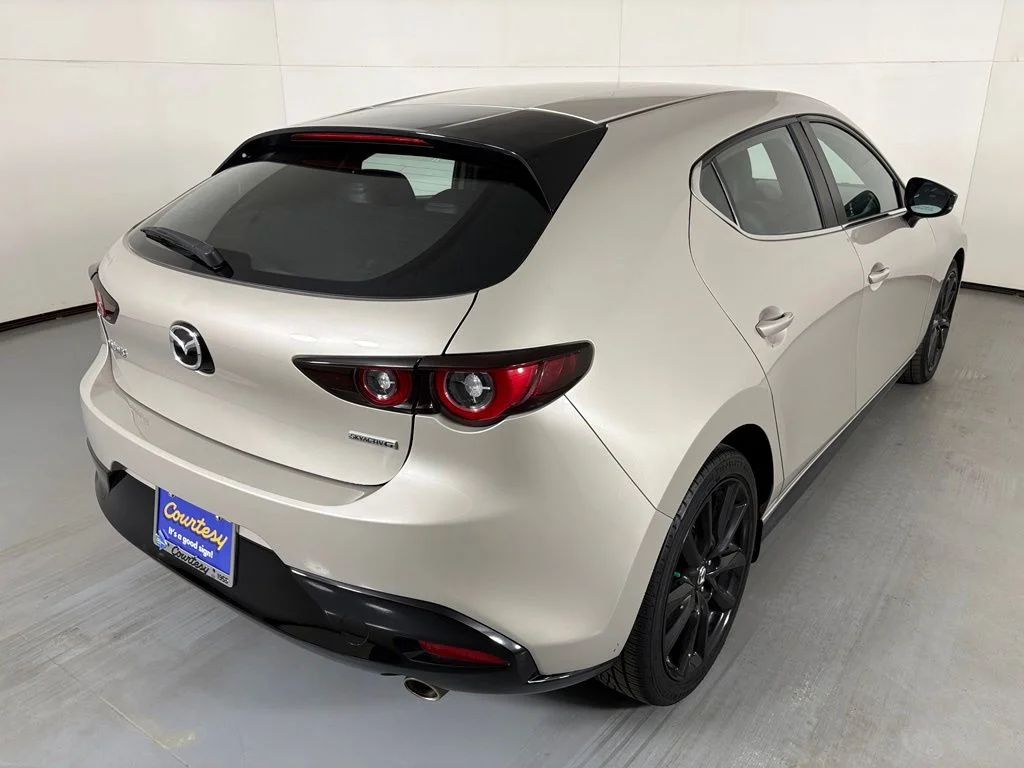 Used 2024 Silver Mazda 2.5 S Select Sport image 8
