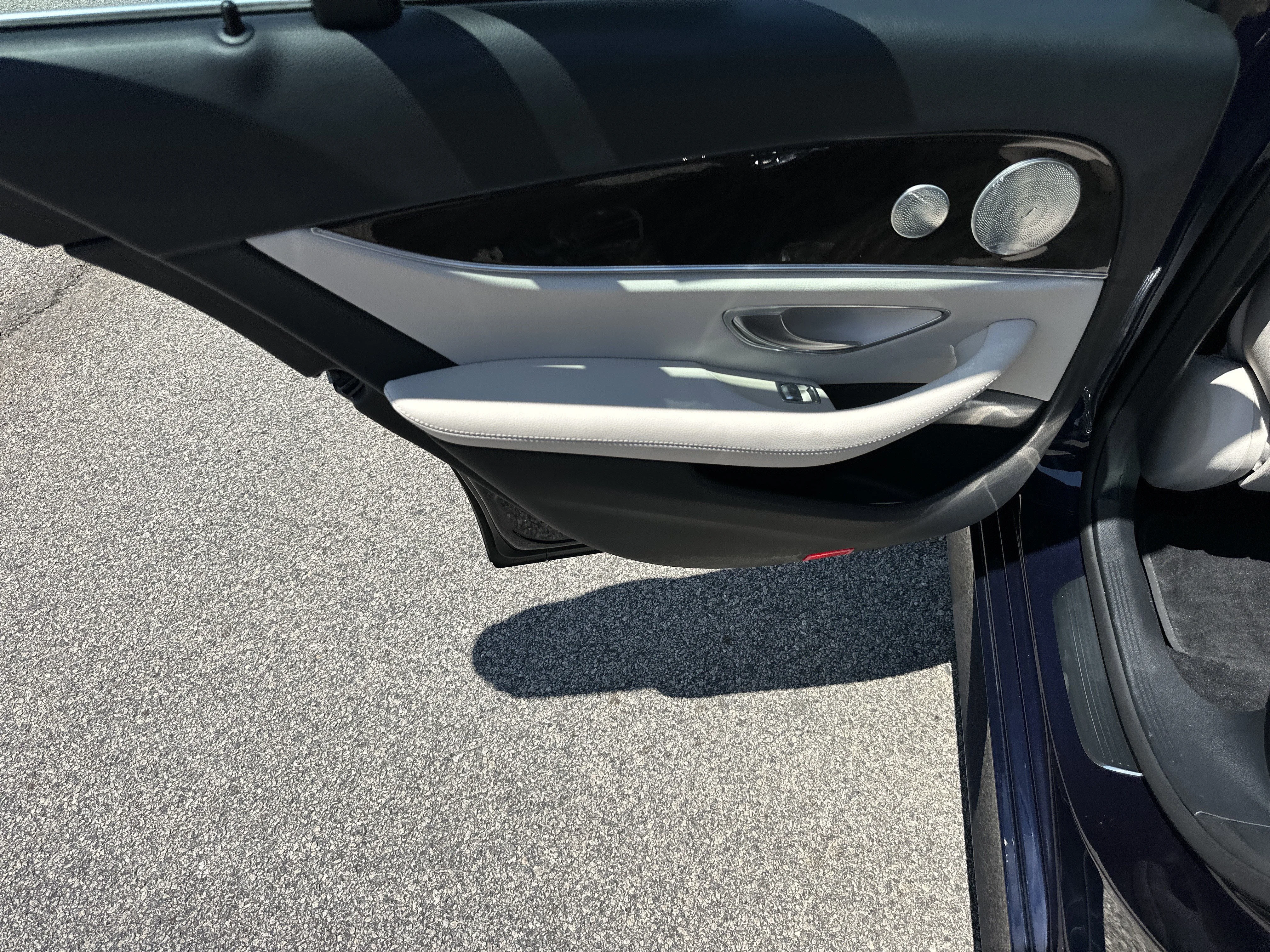 Used 2021 Lunar Blue Metallic Mercedes-Benz E 350 image 22