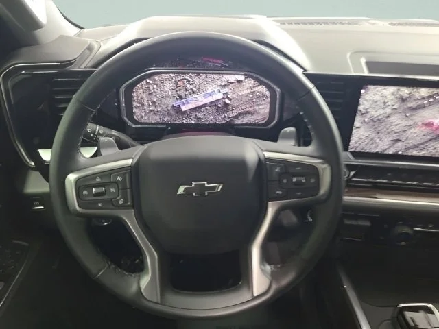 Used 2026 Summit White Chevrolet LT Trail Boss image 27
