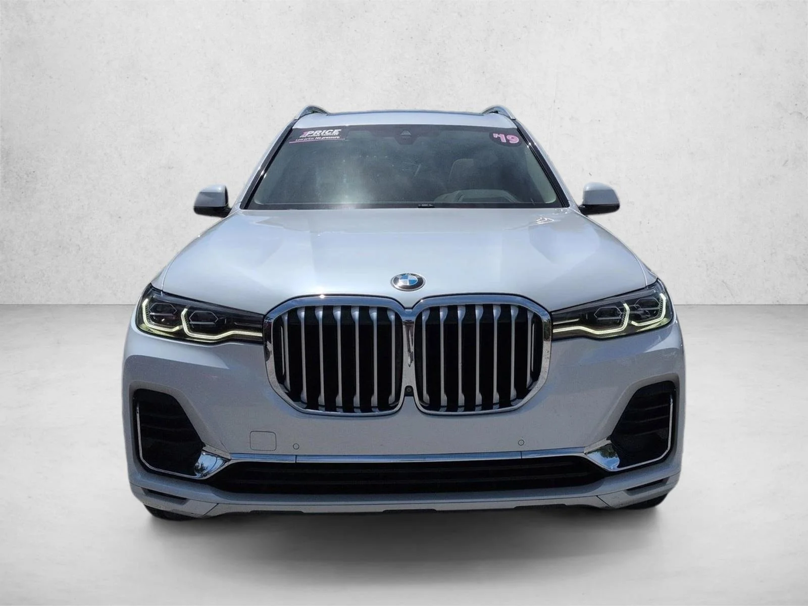 Used 2019 Mineral White Metallic BMW xDrive40i image 2