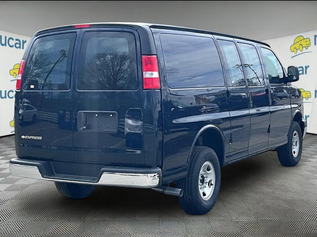 2026 Chevrolet Express Cargo Work Van - Photo 7