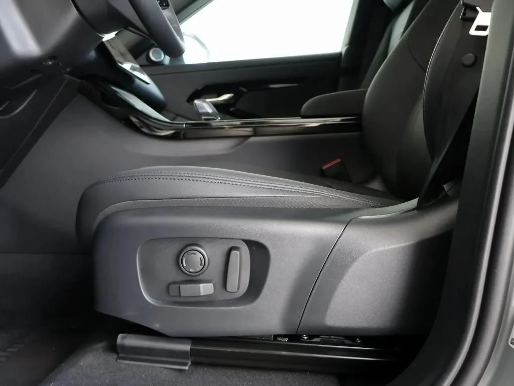 2026 Land Rover Range Rover Evoque Dynamic SE - Photo 20