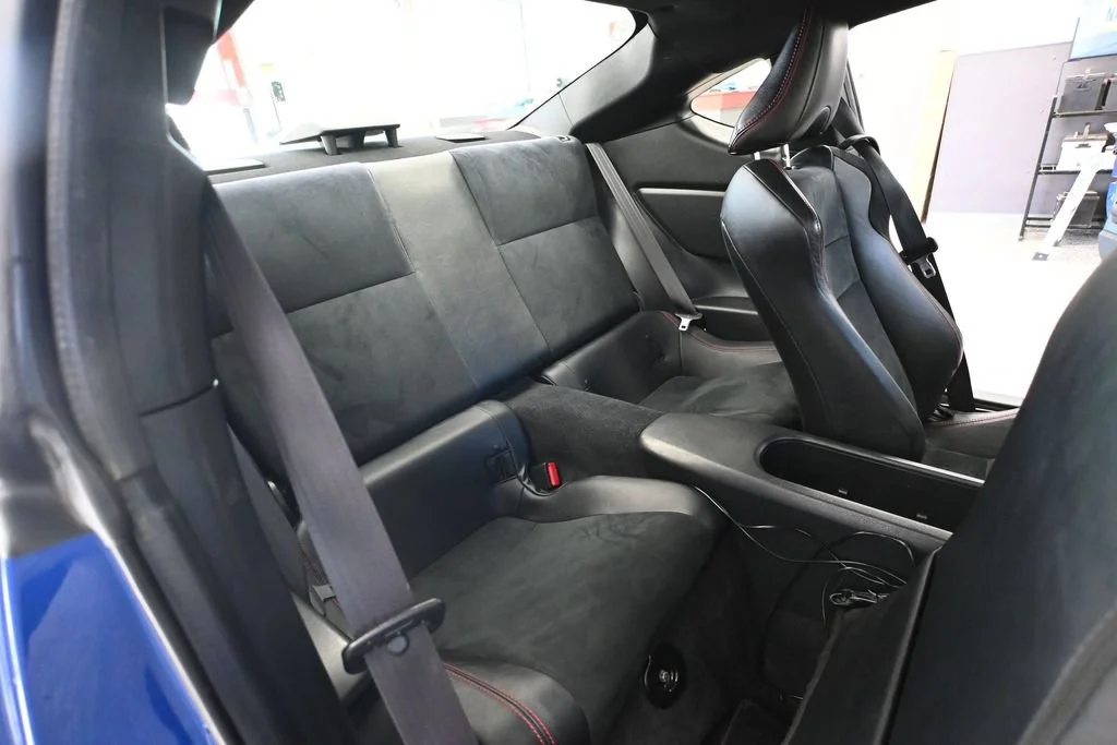 Used 2016 Blue Subaru Limited image 28