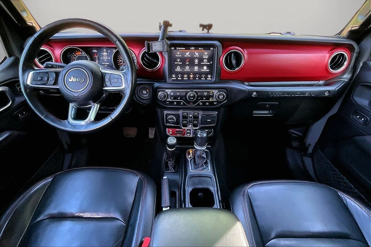 Used 2023 Gray Jeep Rubicon image 15