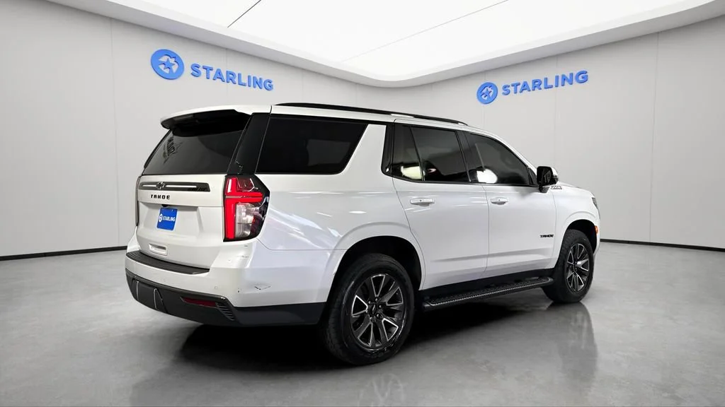 Used 2022 Iridescent Pearl Tricoat Chevrolet Z71 image 9