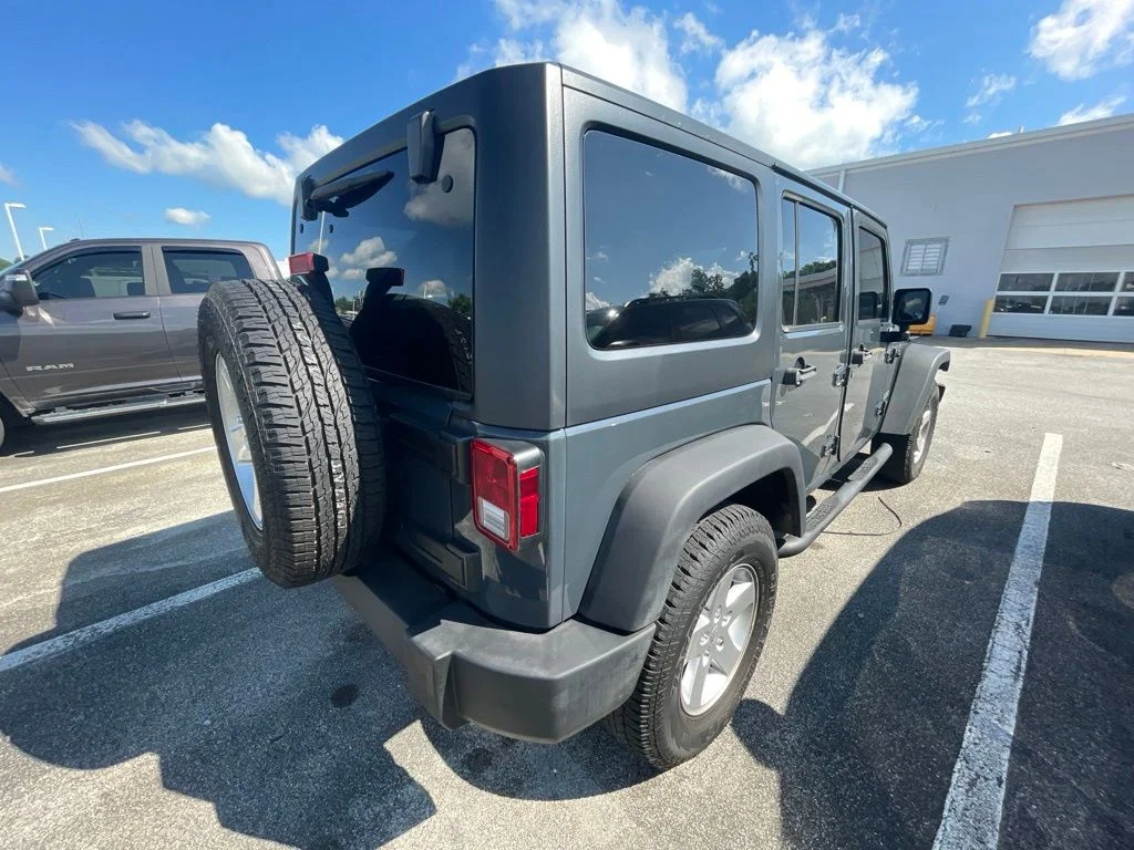 Used 2018 Black Jeep Unlimited Sport image 11