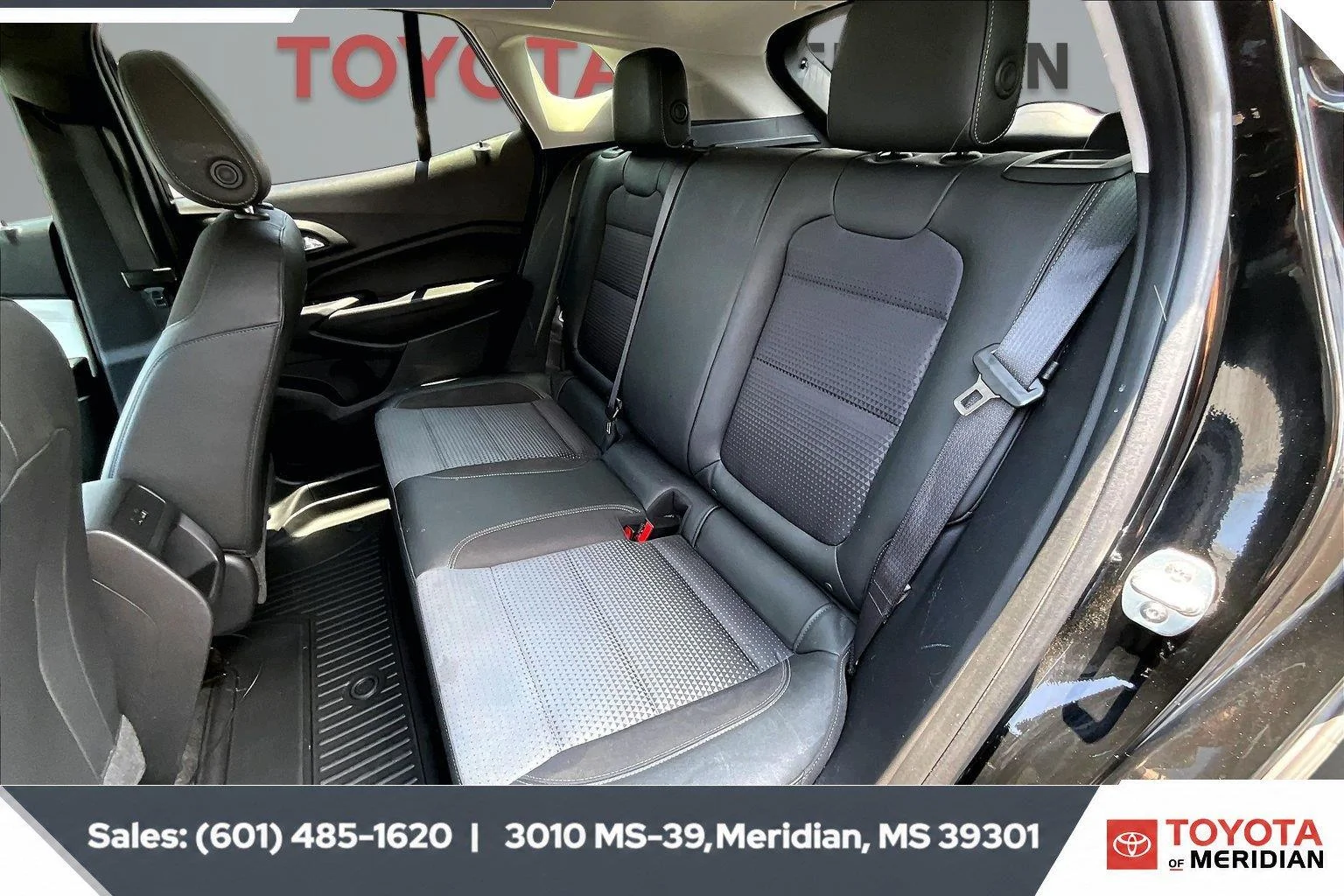 Used 2024 Mosaic Black Metallic Chevrolet LT image 19