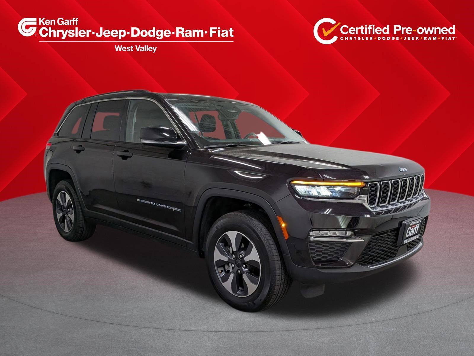 2022 Jeep Grand Cherokee 4xe 4x4's photo