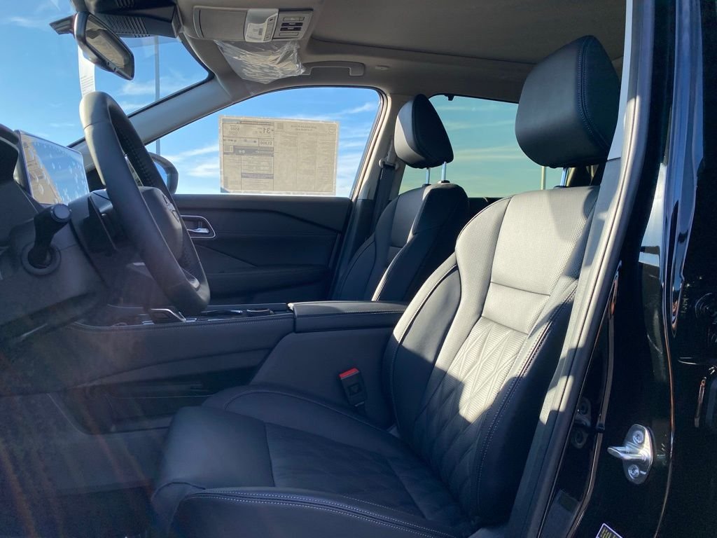 2026 Nissan Rogue Platinum - Photo 10