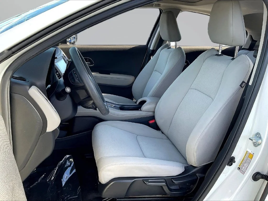 Used 2021  Honda EX image 21
