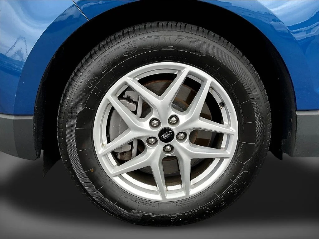 Used 2024 Blue Ford SEL image 37
