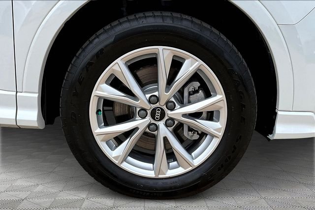 Used 2022 White Audi Premium Plus image 8