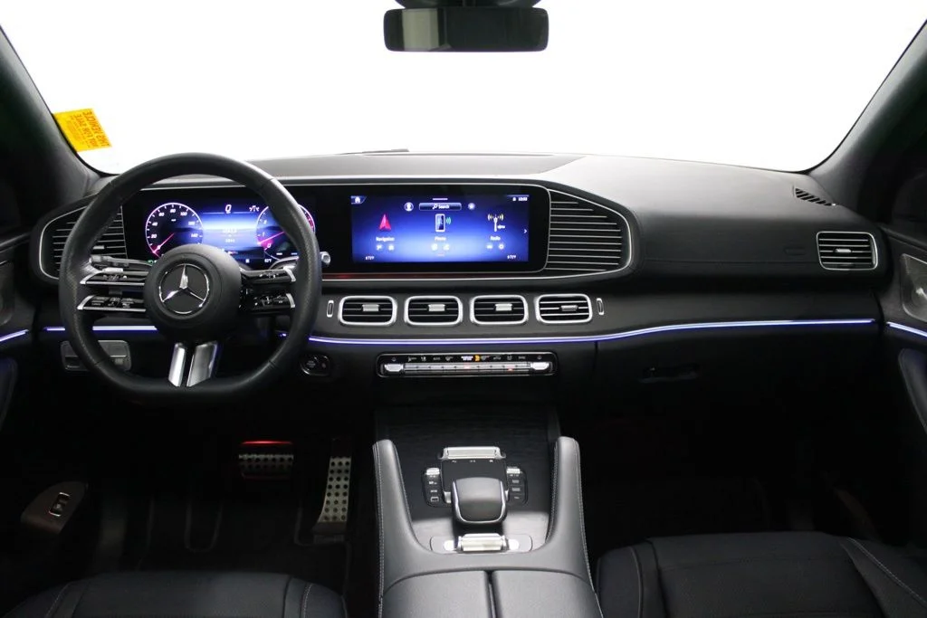 Certified Used 2026 MANUFAKTUR Silicon Gray Mercedes-Benz GLS 450 image 37