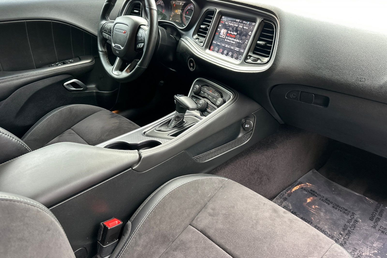 Used 2017 Yellow Dodge R/T image 17