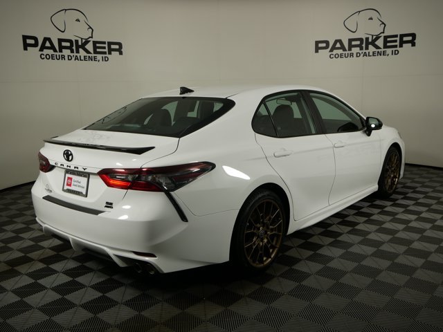 Used 2024 Ice Cap Toyota SE Nightshade AWD image 5