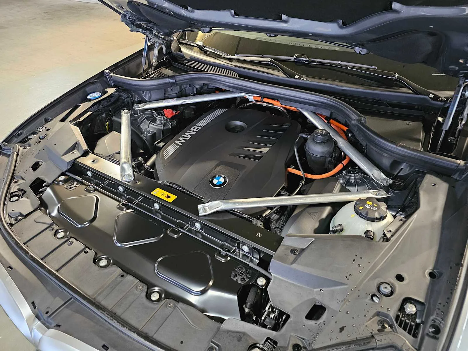 Certified Used 2026 Skyscraper Grey Metallic BMW xDrive50e image 9