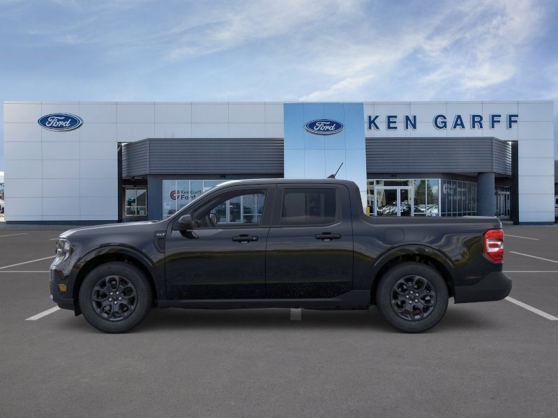 New 2026 Shadow Black Ford XLT image 3