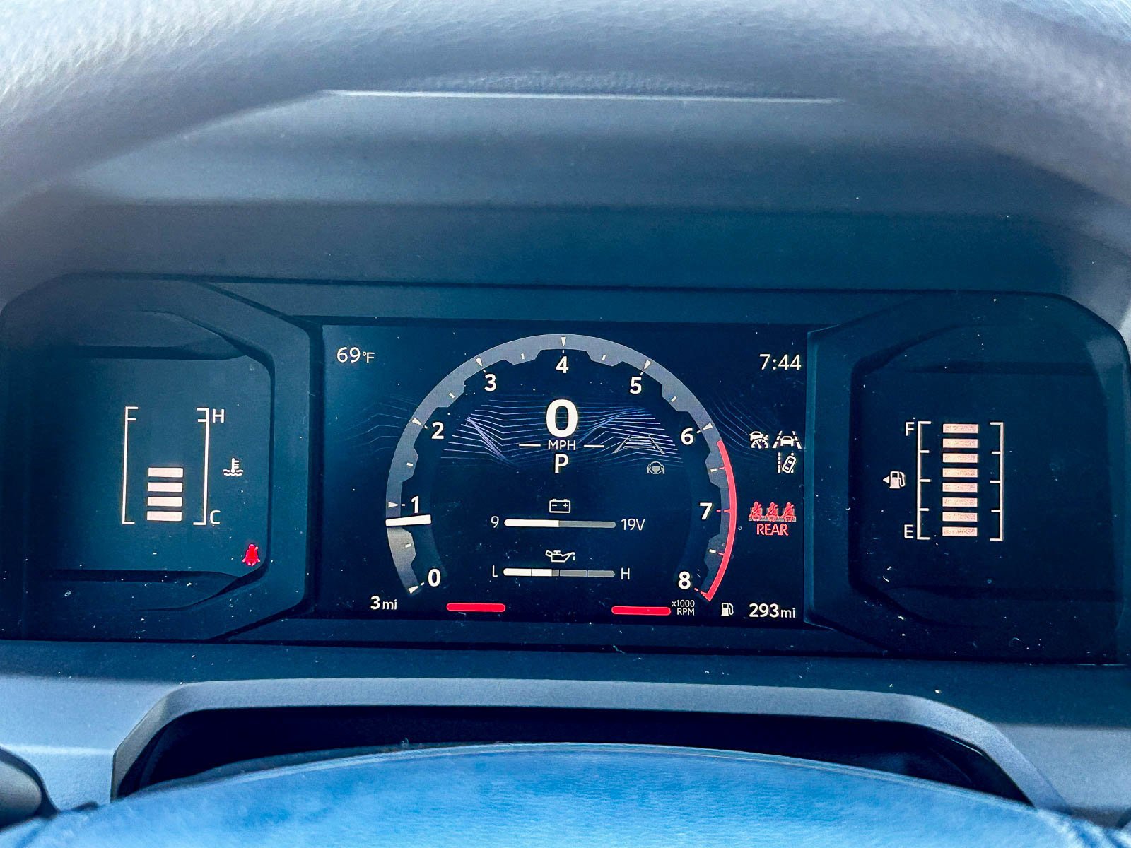 2026 Toyota Tacoma SR5 - Photo 21