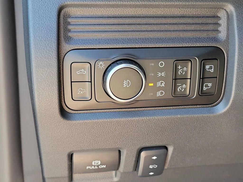 New 2026 Carbonized Gray Metallic Ford F-250® Lariat® image 31