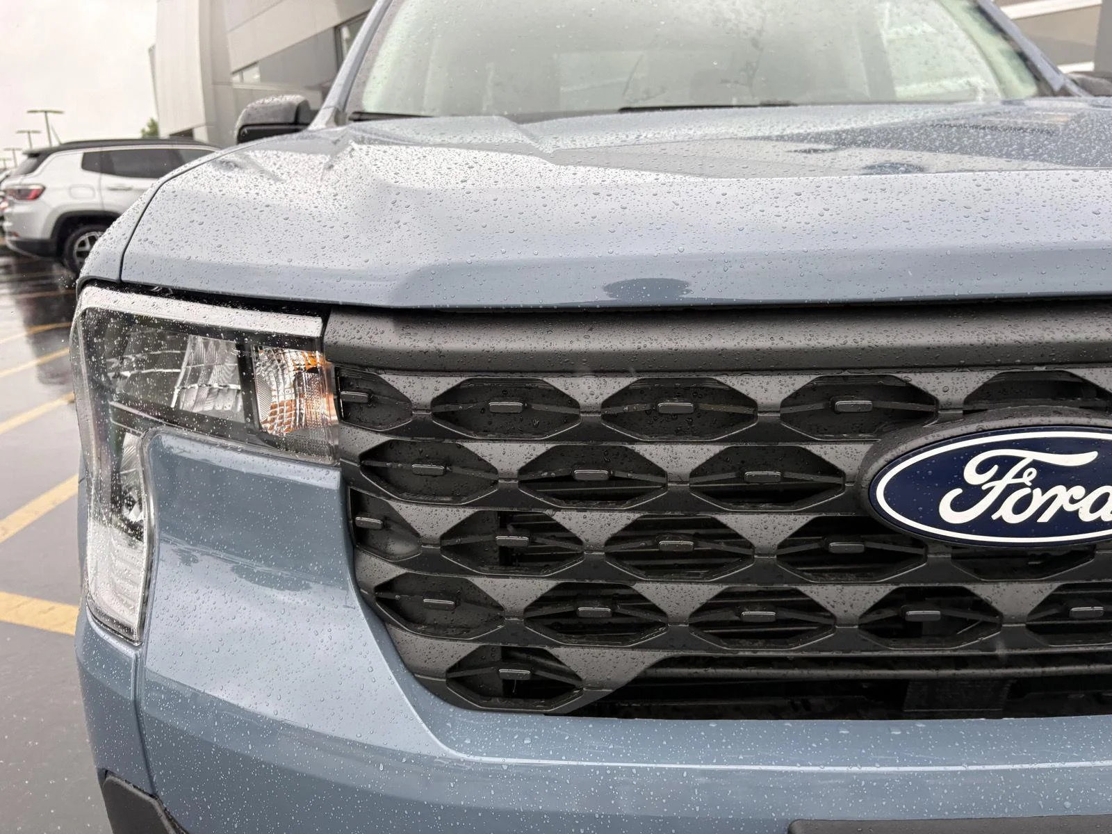 New 2026 Azure Gray Metallic Tri-Coat Ford XLT image 25
