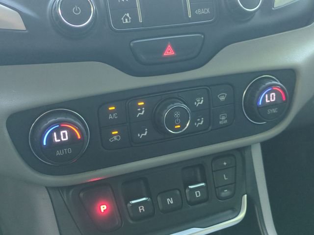 Used 2019 White GMC SLT image 36