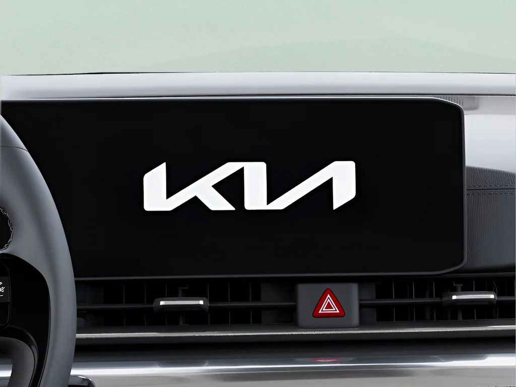 New 2027 White Pearl Kia SX image 20