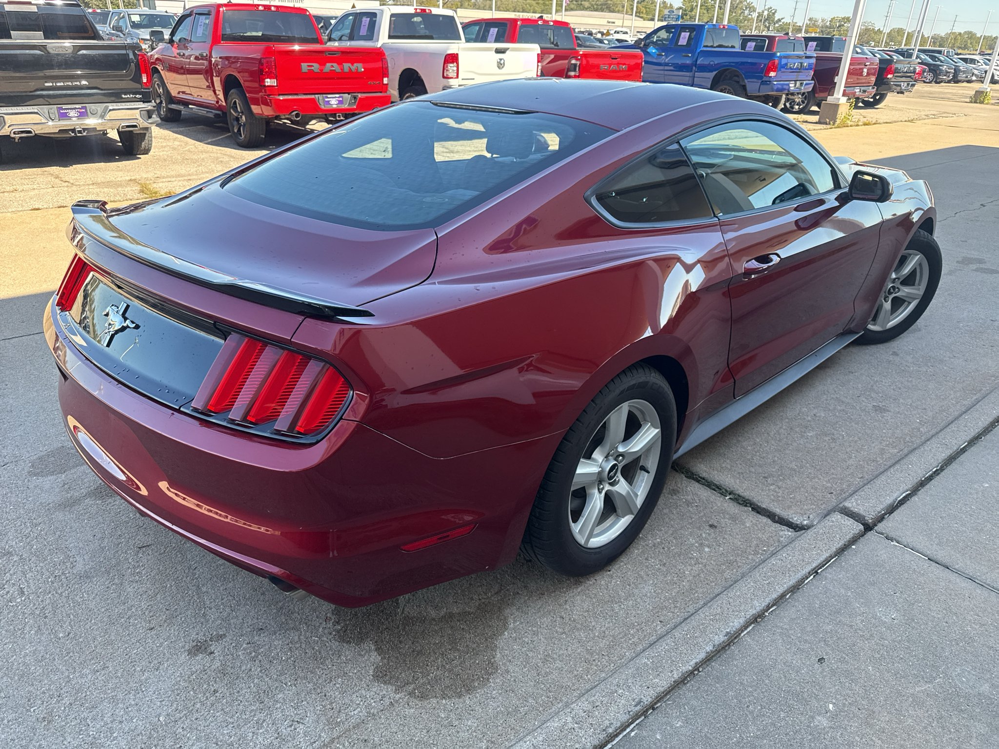 Used 2017 Race Red Ford V6 image 6
