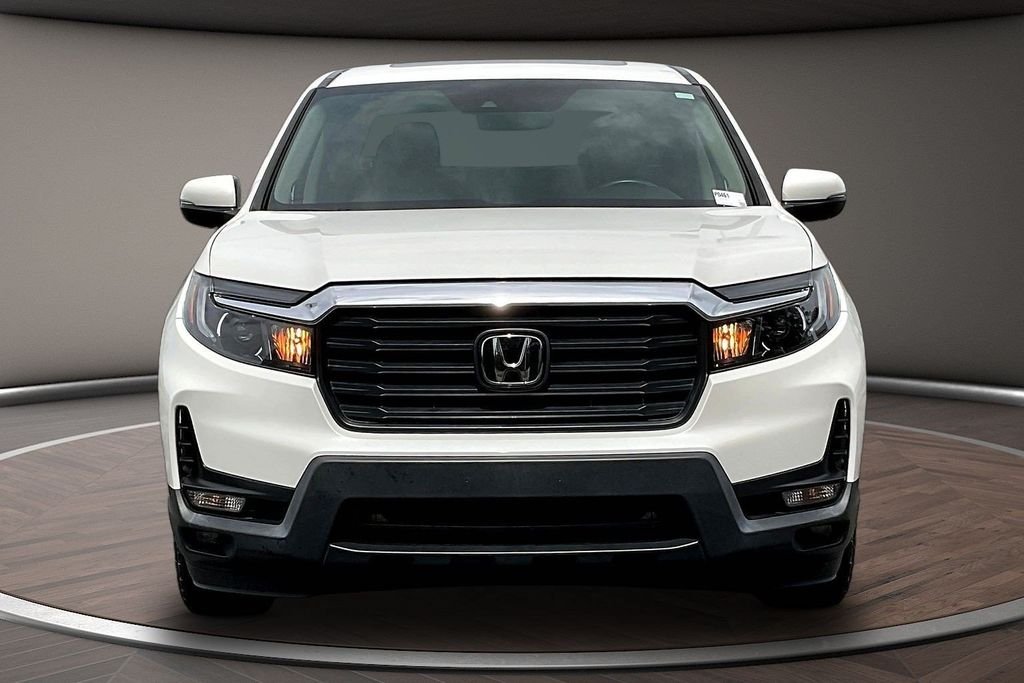 Used 2023 White Honda RTL image 2