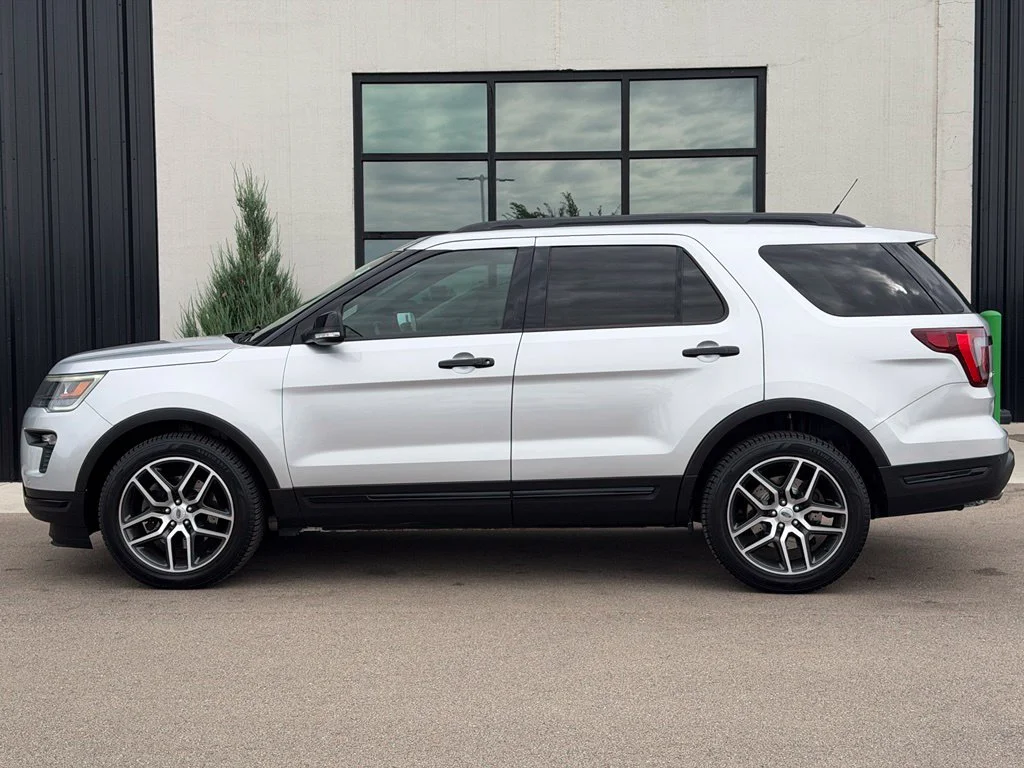 Used 2019 Silver Ford Sport image 2