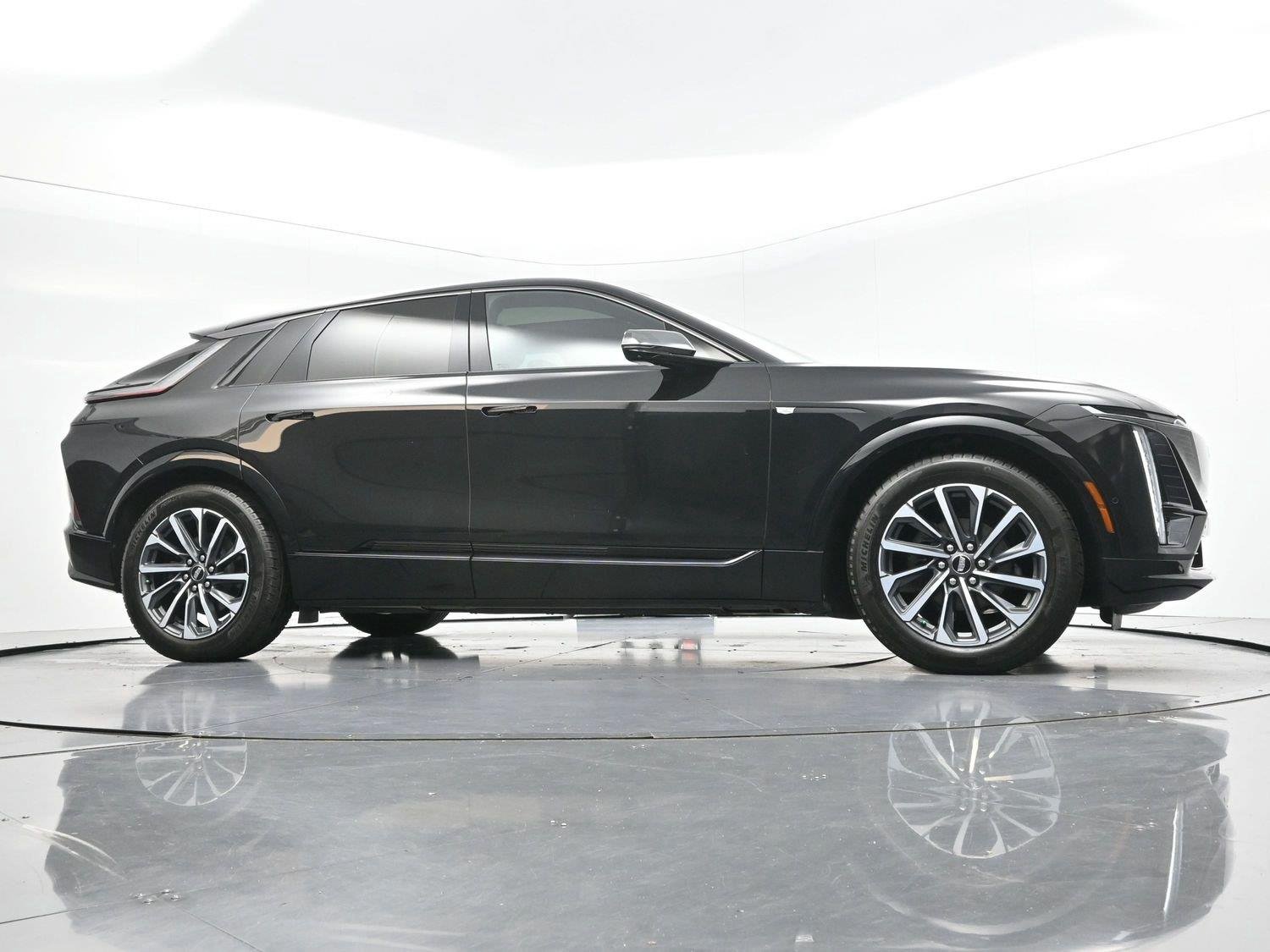 Used 2024 Stellar Black Metallic Cadillac Sport 1 image 40