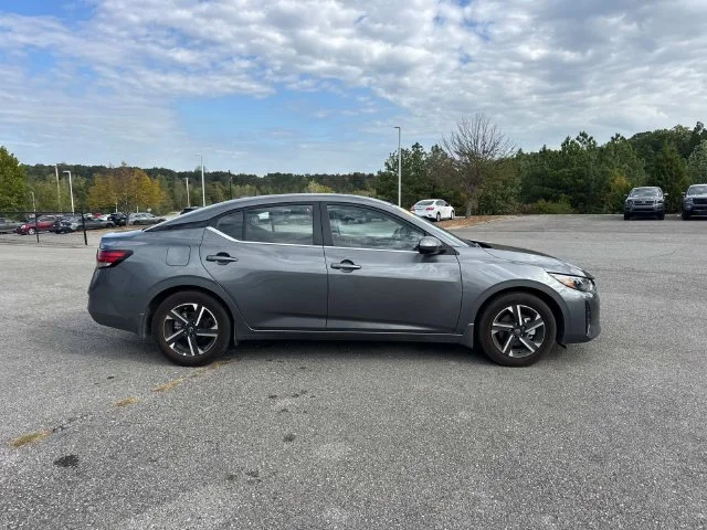 Used 2025 Gray Nissan SV image 3
