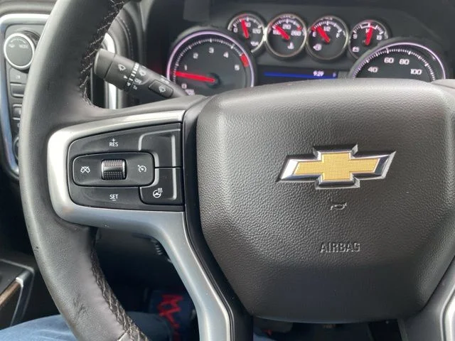 Used 2023 White Chevrolet LT image 25