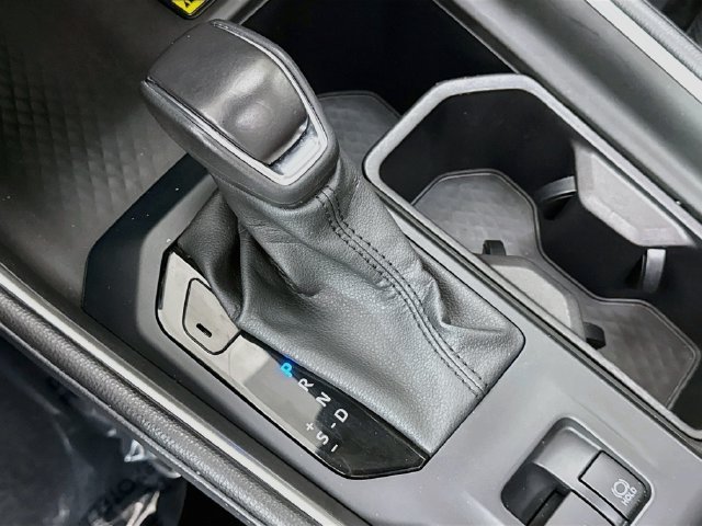 2025 Toyota Grand Highlander Limited - Photo 17