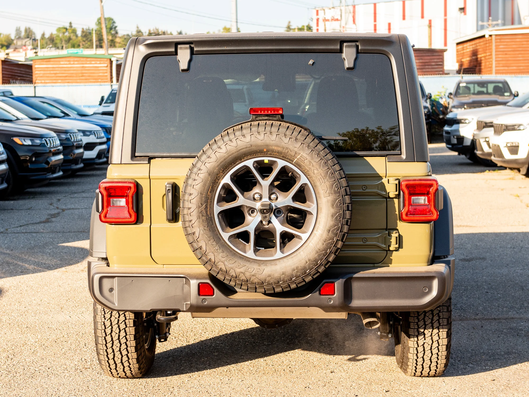 Used 2025 41 Jeep Sport S* 4 Door 4x4, Heated Seats/Wheel, Safety Group, Alpine Audio image 5