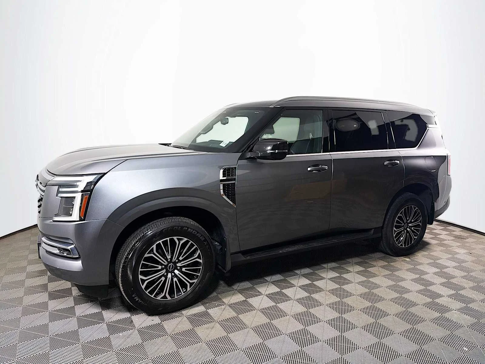 2025 Nissan Armada SL 4X4's photo