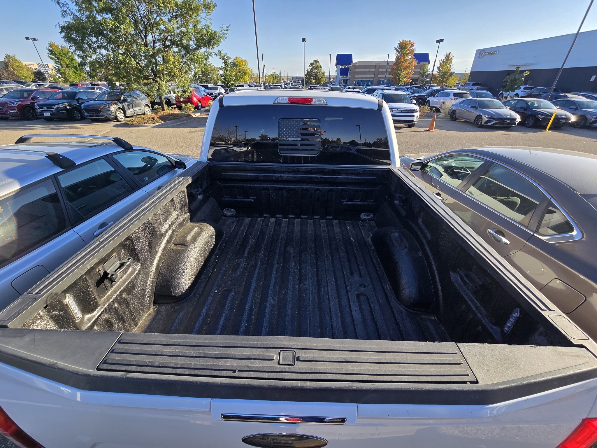 Used 2019 Oxford White Ford LARIAT image 9