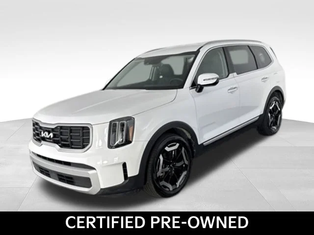Used 2024 White Kia S image 6