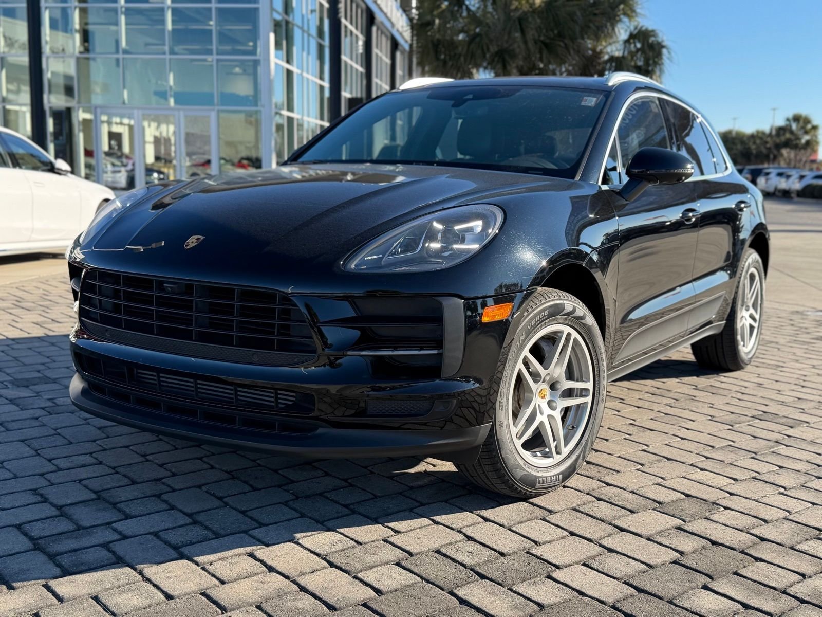 2021 Porsche Macan Base