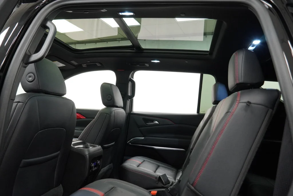 Used 2024 Mosaic Black Metallic Chevrolet RS image 5