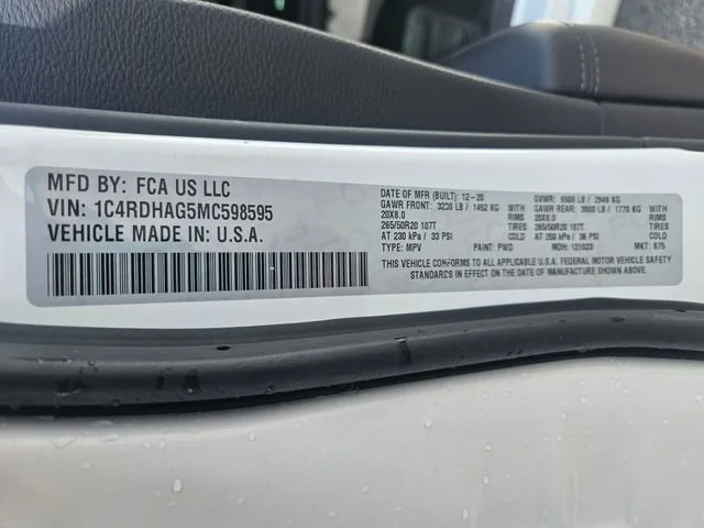 Used 2021 White Dodge SXT Plus image 29