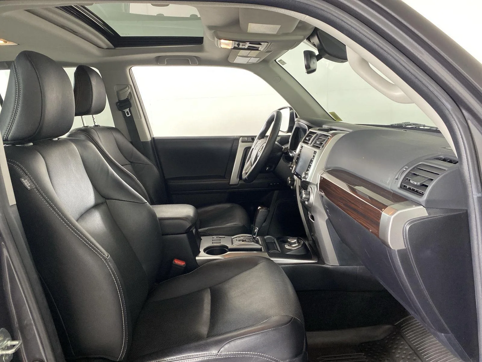Used 2022 Magnetic Gray Metallic Toyota Limited image 30